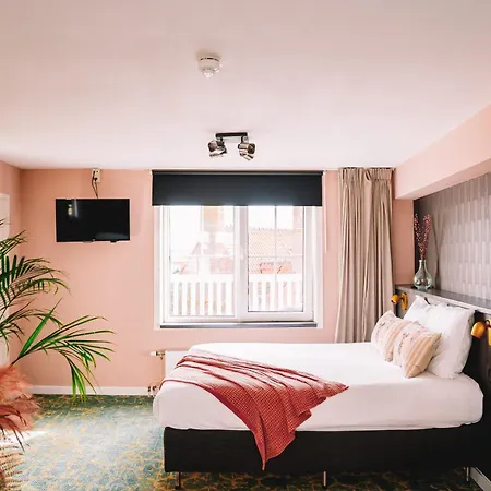 Boutique Hotel 4*